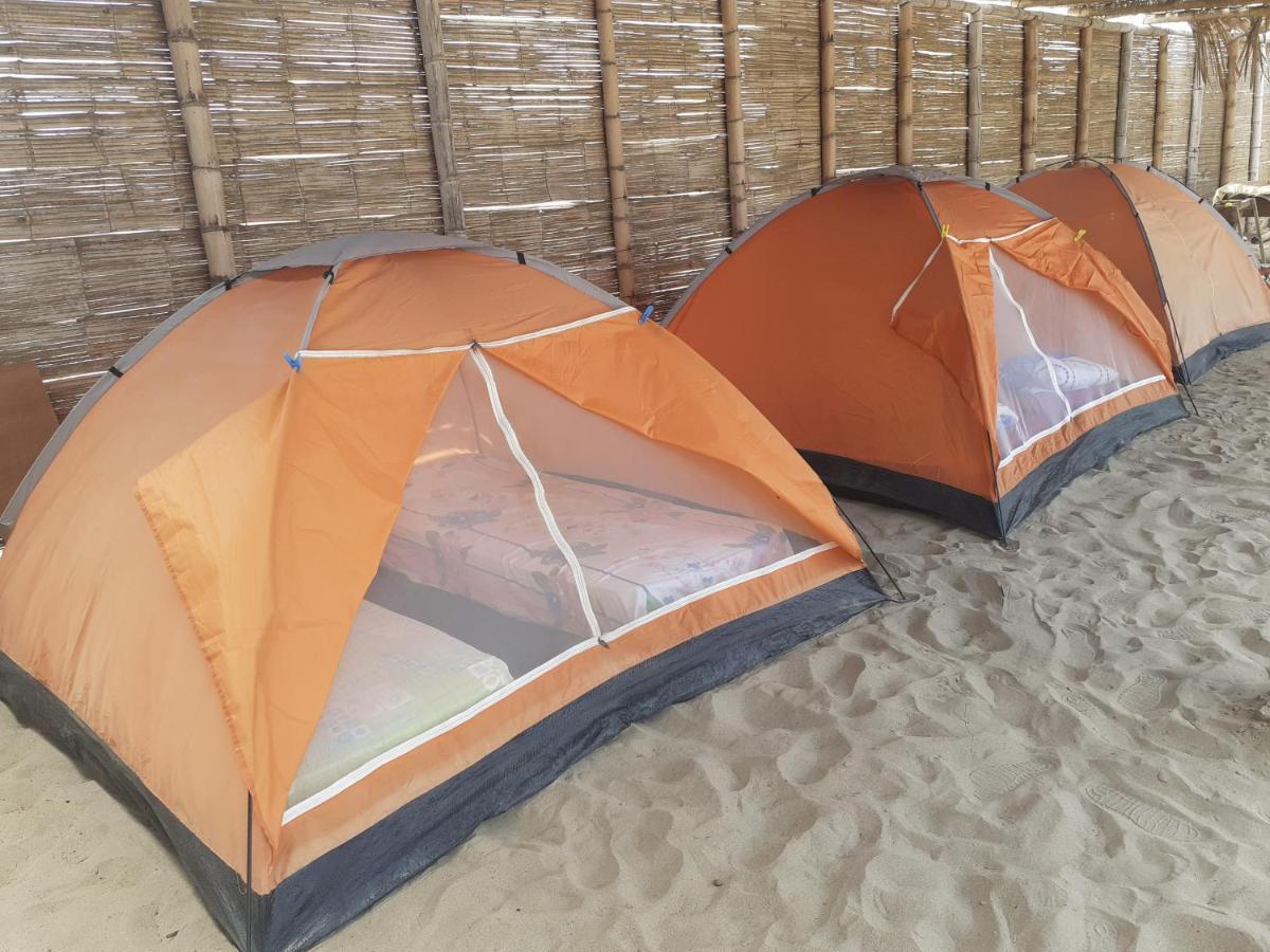 Pepon Surf Camp Hotel Mancora Exterior photo
